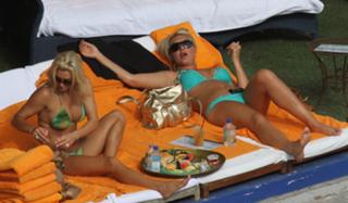 Brooke Hogan feet photo thumbnail