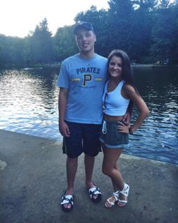 Brooke Hyland feet photo 11