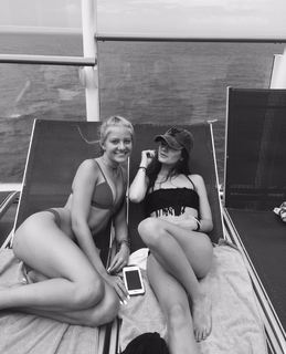 Brooke Hyland feet photo 12
