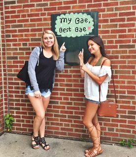 Brooke Hyland feet photo 20