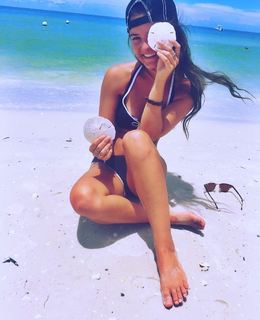 Brooke Hyland feet photo 18
