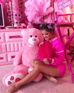 Brooke Hyland feet photo 17
