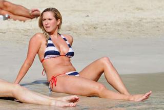 Brooke Kinsella feet photo 20