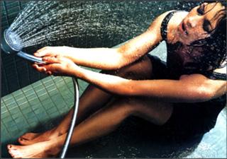 Brooke Langton feet photo thumbnail