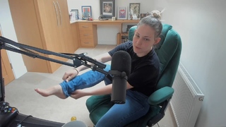 Brooke Leigh Lawson feet photo thumbnail