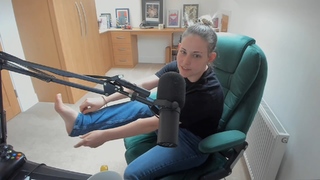 Brooke Leigh Lawson feet photo thumbnail