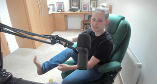 Brooke Leigh Lawson feet photo thumbnail