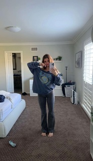 Brooke Monk feet photo thumbnail