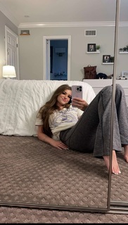 Brooke Monk feet photo thumbnail