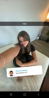 Brooke Monk feet photo thumbnail