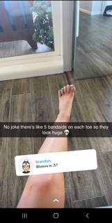 Brooke Monk feet photo thumbnail