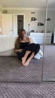 Brooke Monk feet photo thumbnail