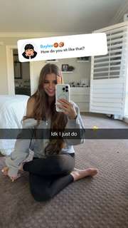 Brooke Monk feet photo thumbnail
