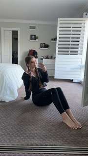 Brooke Monk feet photo thumbnail