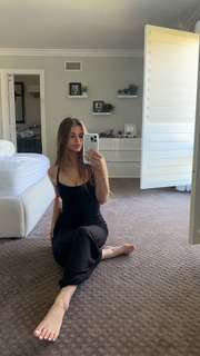 Brooke Monk feet photo thumbnail