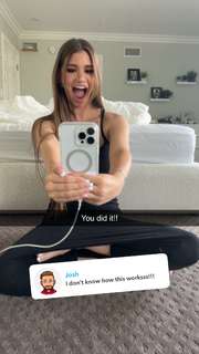 Brooke Monk feet photo thumbnail