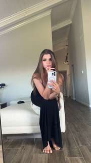 Brooke Monk feet photo thumbnail