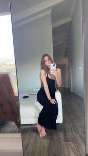 Brooke Monk feet photo thumbnail