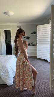 Brooke Monk feet photo thumbnail
