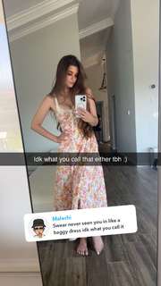 Brooke Monk feet photo thumbnail