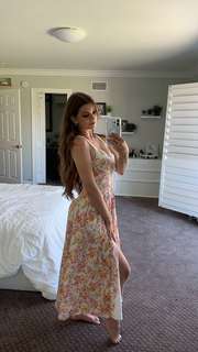 Brooke Monk feet photo thumbnail