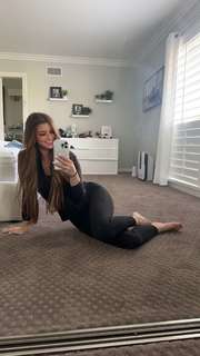 Brooke Monk feet photo thumbnail