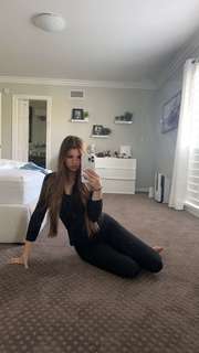 Brooke Monk feet photo thumbnail