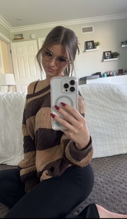 Brooke Monk feet photo thumbnail