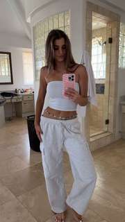 Brooke Monk feet photo thumbnail