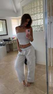 Brooke Monk feet photo thumbnail