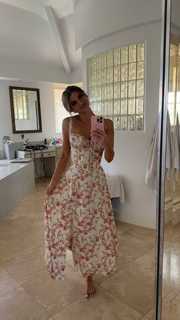 Brooke Monk feet photo thumbnail