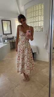 Brooke Monk feet photo thumbnail