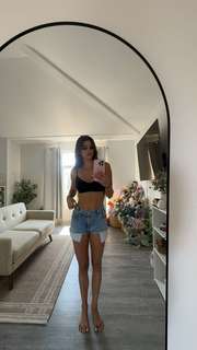 Brooke Monk feet photo thumbnail