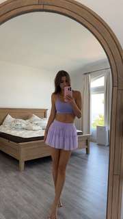 Brooke Monk feet photo thumbnail