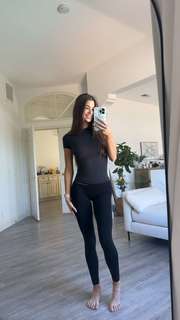 Brooke Monk feet photo thumbnail