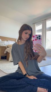 Brooke Monk feet photo thumbnail