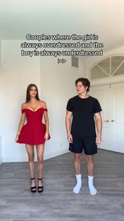 Brooke Monk feet photo thumbnail