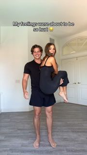 Brooke Monk feet photo thumbnail