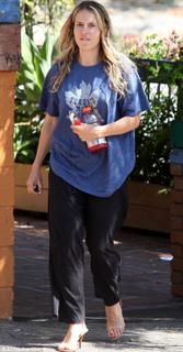 Brooke Mueller feet photo 14