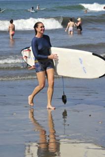 Brooke Shields feet photo thumbnail
