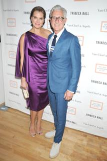 Brooke Shields feet photo thumbnail