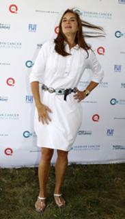 Brooke Shields feet photo thumbnail