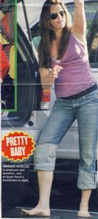 Brooke Shields feet photo thumbnail