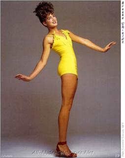 Brooke Shields feet photo thumbnail
