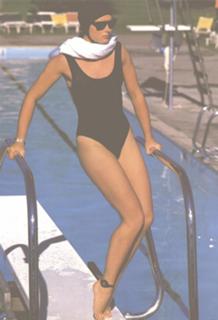 Brooke Shields feet photo thumbnail