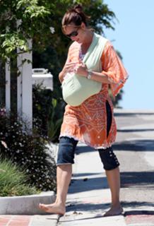 Brooke Shields feet photo thumbnail
