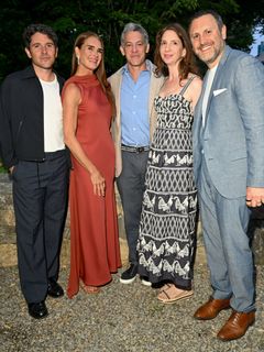 Brooke Shields feet photo thumbnail