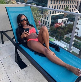 Brooke Thomas feet photo 16