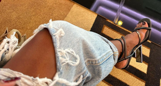 Brooke Thomas feet photo 11