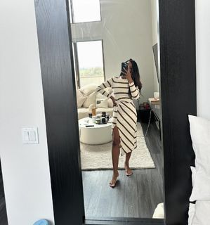 Brooke Thomas feet photo 1